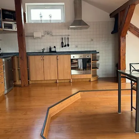 Kollarova Apartment *